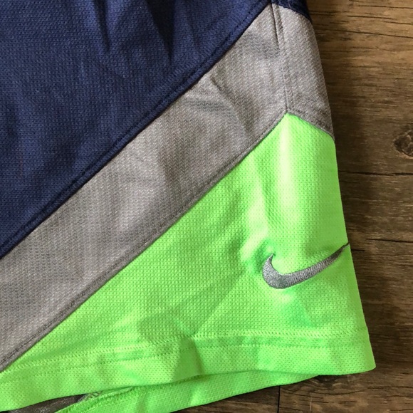 Nike Dri Fit Athletic Shorts size Medium - Picture 8 of 8